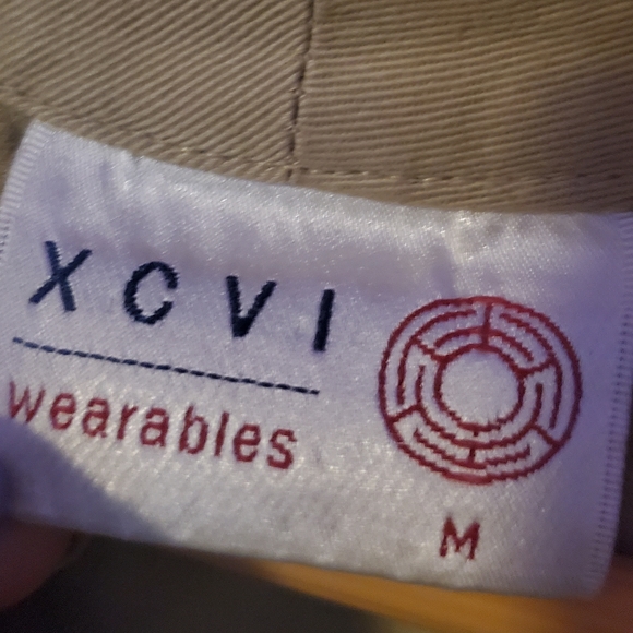 XCVI WEARABLES Olive Green Raw Hem Button Front Collared Blazer - Medium - Picture 6 of 6